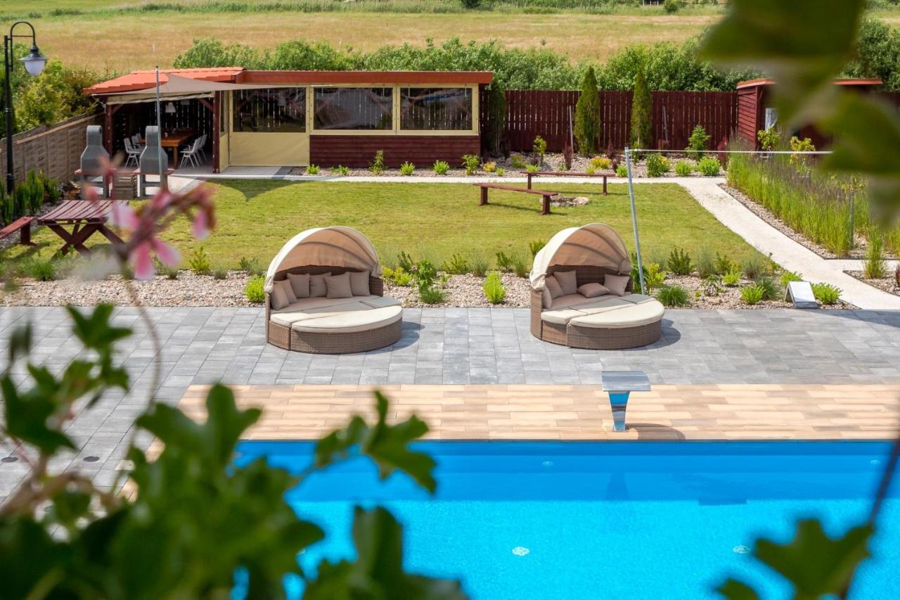 Zlociste Zacisze Bed & Breakfast Боболин Екстериор снимка